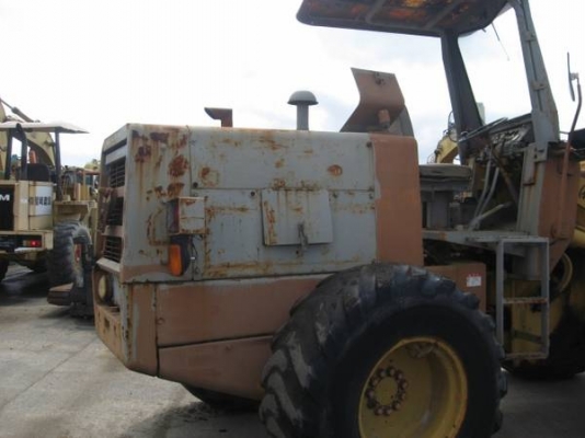 515 รถตักมือสองจากญี่ปุ่น ไม่เคยใช้งานในไทย ราคาขายถูกตามสภาพค่ะ สนใจโทรเลยค่ะ 087-3310254