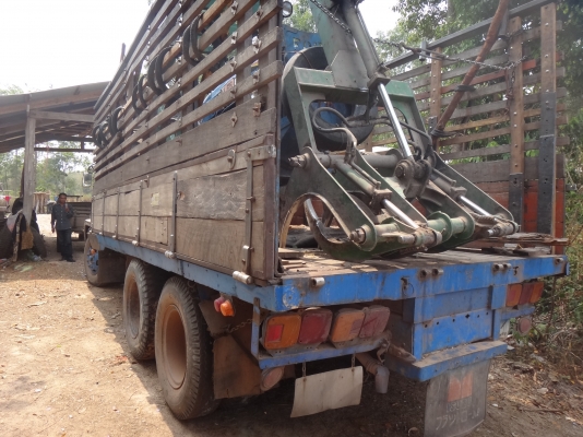 ขายด่วน  รถสิบล้อเพลาเดียว  ISUZU  JCM  เครื่อง 6BD1 สวยพร้อมใช้งาน