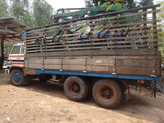 ขายด่วน  รถสิบล้อเพลาเดียว  ISUZU  JCM  เครื่อง 6BD1 สวยพร้อมใช้งาน