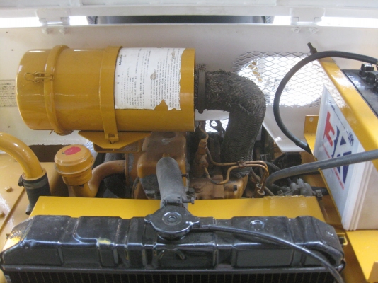 ขายรถตัก KOMATSU SK07 พร้อมใช้งาน ขายรถตัก KOMATSU SK07 พร้อมใช้งาน