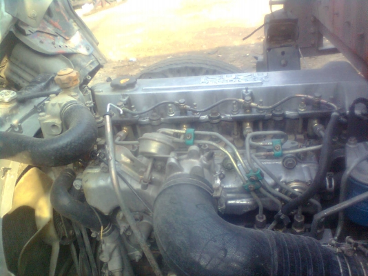 ขาย NPR  120  HP ห้างแท้ ฝาขาว  4HF1   ปี  44  มือไวใจถึงโทรเลยช้าอด