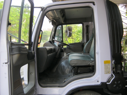 ขาย6ล้อฮีโน่ FB4J  140 แรงม้า รถห้างแท้ปี 44 690000 บาทต่อรองได้