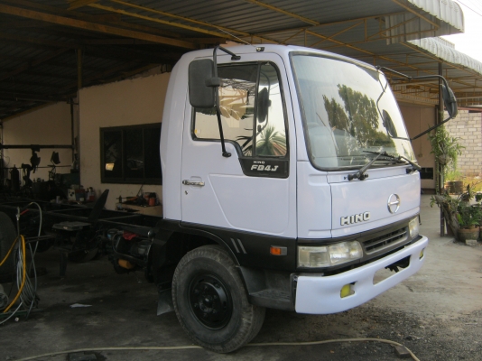 ขาย6ล้อฮีโน่ FB4J  140 แรงม้า รถห้างแท้ปี 44 690000 บาทต่อรองได้