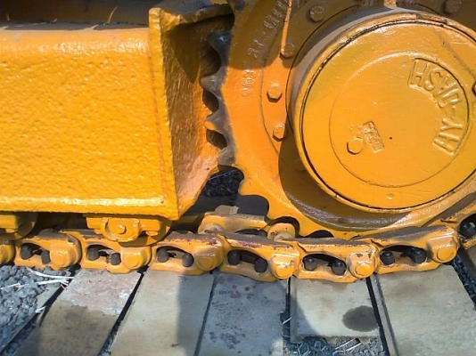 KOMATSU PC120-3 เครื่องปั้มเดิม รอลเลอร์7ลูก โซ่ใหม่ KOMATSU PC120-3 เครื่องปั้มเดิม รอลเลอร์7ลูก โซ่ใหม่