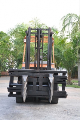 ขาย FORKLIFT TOYOTA2.5ตันครึ่ง (งาหนีบ)สภาพสวยเดิมจากญี่ปุ่น ขาย120,000บาท