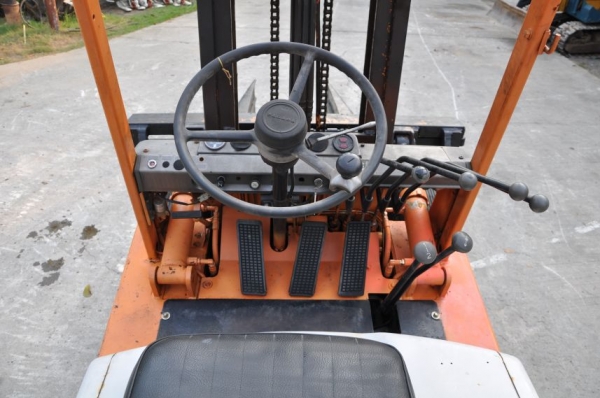 ขาย FORKLIFT TOYOTA2.5ตันครึ่ง (งาหนีบ)สภาพสวยเดิมจากญี่ปุ่น ขาย120,000บาท