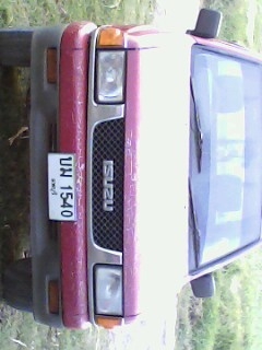 ISUZU สีแดง สภาพดีใช้งานได้เลย สนใจติดต่อ สีนวน โทร 0899638932