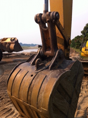 ขายด่วน!! KOMATSU PC 200-7 ไมล์ชม. 11,000 สภาพสวยค่ะ พร้อมใช้งาน เอกสารเล่มทะเบียน สนใจติดต่อ ญาดา 082-4487788 ขายด่วน!! KOMATSU PC 200-7 ไมล์ชม. 11,000 สภาพสวยค่ะ พร้อมใช้งาน เอกสารเล่มทะเบียน สนใจติดต่อ ญาดา 082-4487788