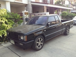 MITSUBISHI รุ่น L200-CYCLONE สีดำ สภาพ 90\%