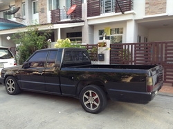 MITSUBISHI รุ่น L200-CYCLONE สีดำ สภาพ 90\% MITSUBISHI รุ่น L200-CYCLONE สีดำ สภาพ 90\%