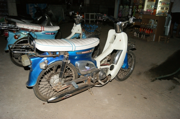 ขายด่วน แพ็คคู่  22000  จะชื้อทหาร ด่วนๆ