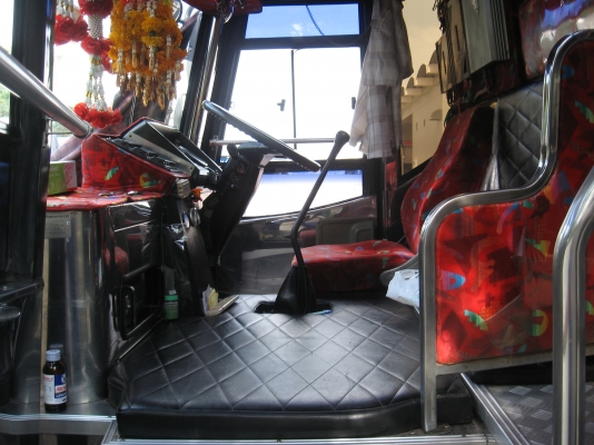 ขายรถบัสพัดลม ชั้นครึ่ง