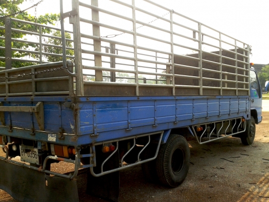 ISUZU NQR รถห้างแท้ เครื่อง140แรงม้า คัทซีใหญ่ตลอดเส้น