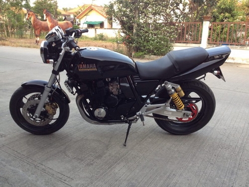 >>> Yamaha XJR ปี 1998 <<<
