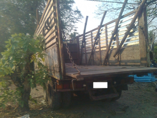 ISUZU หัวหน้า 10 ล้อ 2 เพลาดัมพ์