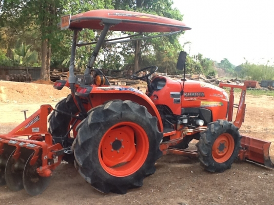 คูโบต้า L3608 4 WD ใบมีดดันหน้าช้าง ผาน 6 ช้างรถไร่ไม่เคยลงนา งามๆ