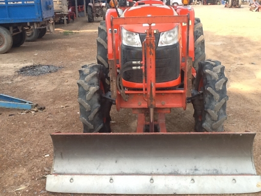 คูโบต้า L3608 4 WD ใบมีดดันหน้าช้าง ผาน 6 ช้างรถไร่ไม่เคยลงนา งามๆ