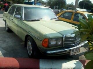 ***ขายแล้วครับขอบคุณ Truck2hand ฝากขาย รถเก๋งเบ็นซ์ BENZ ปี89 W123E หลัง สายคลาสสิค สวยๆ ภายในดี สีดี ยางพร้อม  เดิมๆ  พร้อมใช้งาน ซื้อเก็บสะสม ก็ คุ้มครับ ราคาต่อรองได้ครับ