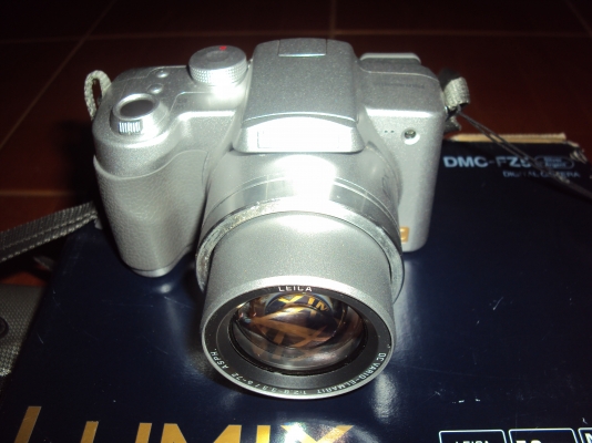 ขายกล้องดิจิตอล panasonic lumix dmc-fz5 ใหม่ มากๆใชัครั้งเดียว