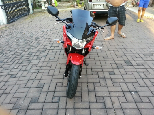 ขาย cbr 150i ถูก ๆ จร้า รถใช้น้อย จอดบ่อย ต้องการหาผู้ไปดูแลต่อครับ ของเหลว ผ้าเบรก ดูแลตลอด ไม่ได้ขับก็ยังหมันเปลี่ยน  สีใหม่ ไม่ได้จอดตากแดด แถท่อสูตร ซื้อมาใส่ไปหนึ่งทีแล้วก็ถอดเปลี่ยนเพราะโดนด่า แถมให้ด้วย ฟรี  ๆ  1 ใบ