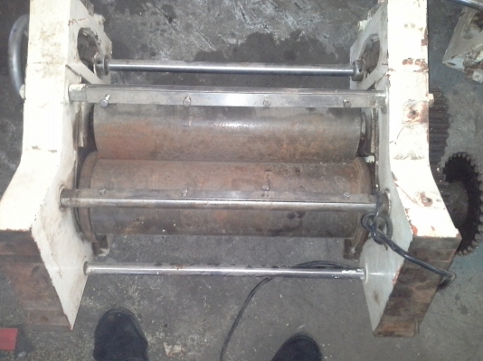 ลูกกลิ่งรีดยางพาราหรือทำเครื่องบด,ต่างๆ