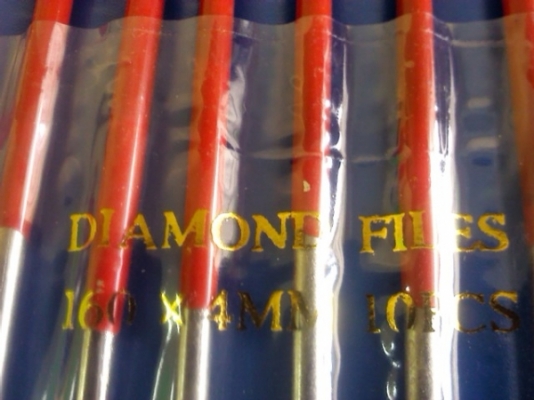 ตะไบเพชร ทั้งชุดมีทั้งตะไบแบน ,กลม ,สามเหลี่ยม,สี่เหลี่ยม ฯ