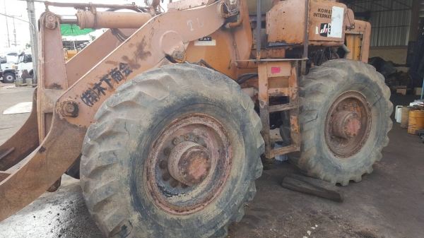 ขาย รถตัก KOMATSU JH30B Serial 10,000 กว่า เครื่องดี เกียร์ดี ยางสวยทุกเส้น