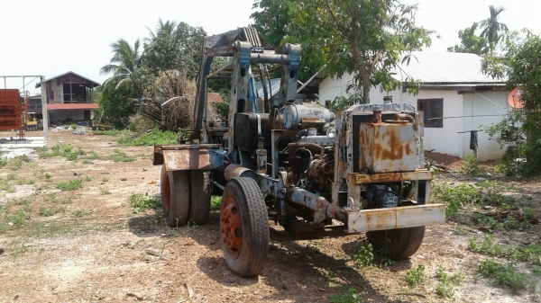 ขาย รถคีบประกอบ 6 ล้อ เครื่อง EH700 168 แรงม้า รถใช้งานได้ปกติครับ เครื่องดี ปั้มดี ราคาต่อรองได้