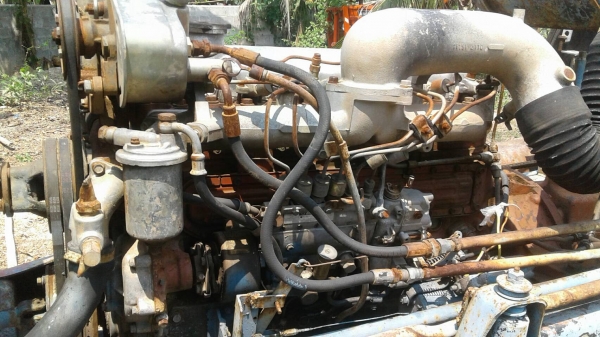 ขาย รถคีบประกอบ 6 ล้อ เครื่อง EH700 168 แรงม้า รถใช้งานได้ปกติครับ เครื่องดี ปั้มดี ราคาต่อรองได้