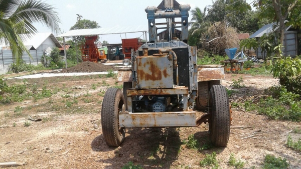 ขาย รถคีบประกอบ 6 ล้อ เครื่อง EH700 168 แรงม้า รถใช้งานได้ปกติครับ เครื่องดี ปั้มดี ราคาต่อรองได้