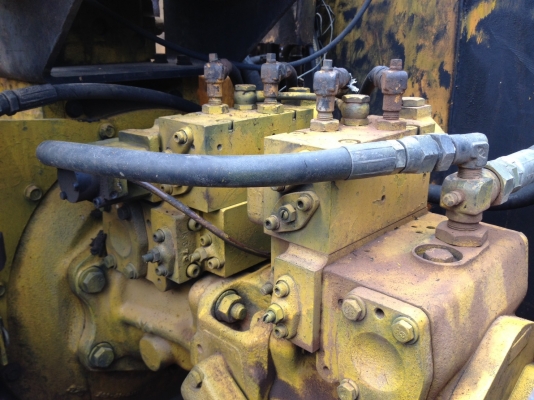 KOMATSU PC100-3 รถสวย เครื่องดี โซ่ได้ เฟรมไม่ผุ พร้อมใช้งานได้เลย ราคาต่อรองได้ สนใจติดต่อ087297673