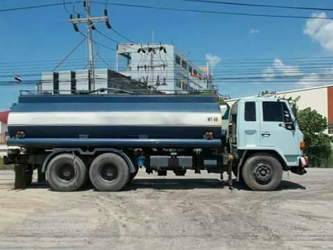 Isuzu  รถสิบล้อสองเพลา  แทงค์15,000 ลิตร