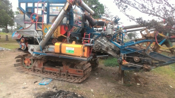 รถเกียว มี  2 คัน ต้องการขาย   พรกินรี อุ้ม เครือง  ฮิโน่ 195 เทอโบ  ปั้ม 22/10 เพลาใหญ่  รา คา 480000  ต่อลอง คับ     อีกคัน หนื่งคับ  เครือง ฮิโน่ 195 เทอร์  22/10  ราคา 280000 ต่อลองคับ   มาดูรถได้ที อ . ราษีไศล จ.ศรีสะเกษ    ติดต่อทีเบอร์ 098 668-3479