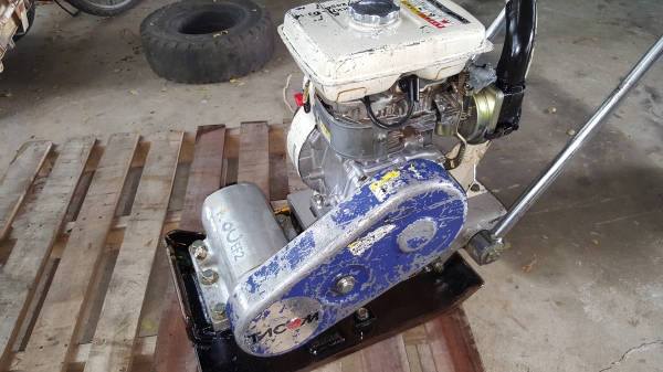 เครื่องตบดิน TACOM 3.5 แรง 4 จังหวะ