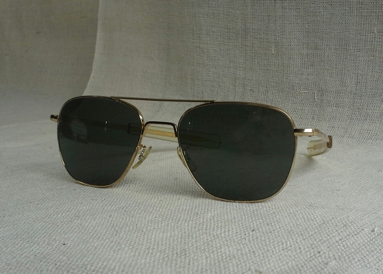 แว่นตาอเมริกันเสืออากาศที่ดีที่สุด!  วินเทจยุค &#039;70s  ตัวเทพบุตร!  Original RANDOLPH handmade in USA  บิ๊กไซซ์!