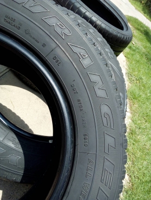 215/70R16 GOODYEAR กับ MAXXIS มี 3 เส้น tel.063-286-3551, 081-427-3941 215/70R16 GOODYEAR กับ MAXXIS มี 3 เส้น tel.063-286-3551, 081-427-3941