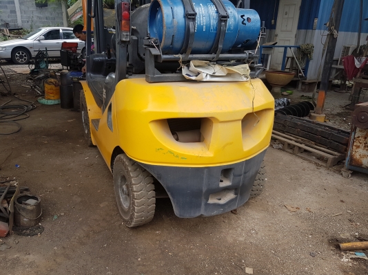 ขายรถยก2.5T.KOMATSUรุ่น17เสา4เมตร