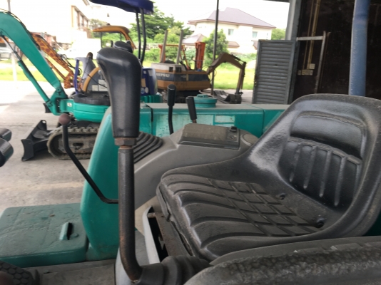 ขาย รถขุดเล็ก Komatsu PC30-7 สภาพสวย สนใจติดต่อ 0874880101 Line ID: Kongniwatsiri