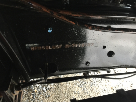 ขายรถบรรทุก ISUZU 115 แรงม้าเปลี่ยนเครื่อง 120 แรงม้า ลงเล่มแล้วคับ