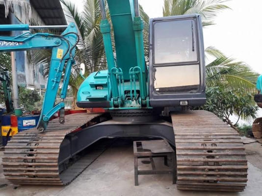 ขายKOBELCO SK200-3LC  รถสวย สภาพดี  แทรค 70  เอกสารอินวอยครบ  ลองระบบกันได้ทุกวัน  โทร  089-3818694  ดวงนภา