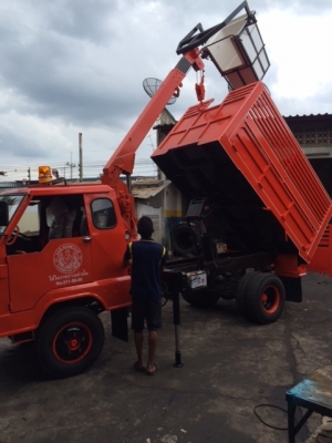 ัขายรถเกษตร(อีแต๋น)ติดตั้งเครนกระเช้า ัขายรถเกษตร(อีแต๋น)ติดตั้งเครนกระเช้า