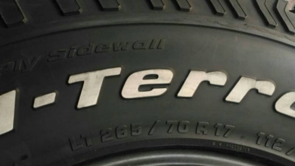 ยาง  BF ALL  265 x 70 x 17  ปลายปี 12