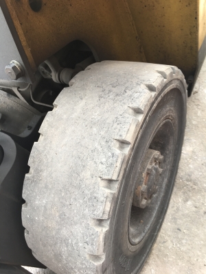 ขายรถ Forklift TCM FG10 สภาพนางฟ้า เก่านอก สนใจหรือสอบถามรายละเอียดเพิ่มเติม 0874880101 Line ID: Kongniwatsiri