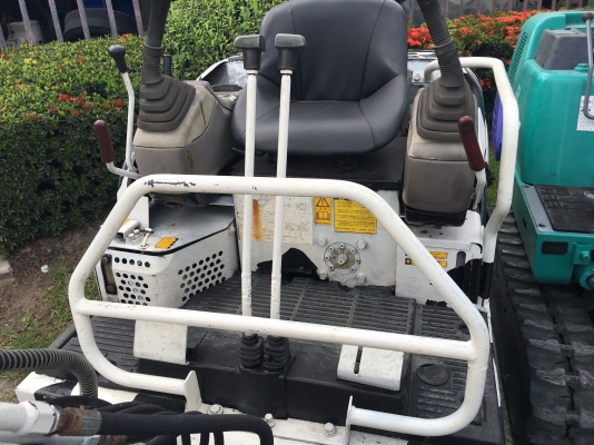 ขาย รถขุดเล็ก Airman AX12-2 เทียบเท่า PC 12 สภาพสวย สนใจติดต่อ 0874880101 Line ID: Kongniwatsiri