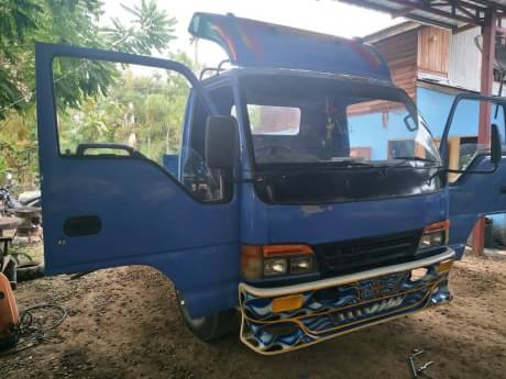 ISUZU NPR120