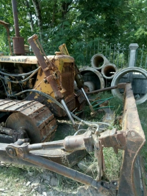 TRACTIR D5 เครื่อง 44 V ฝาบางมี 2 คัน/หนึ่งคันใช้งานปกติ อีกคันฟิตเครื่องแล้วแต่ยังไม่ประกอบ/มีอินวอย1 คัน/ขาย.2 คัน 350,000 ฿.(สุรินทร์)0861113263ช่างต๊ะ