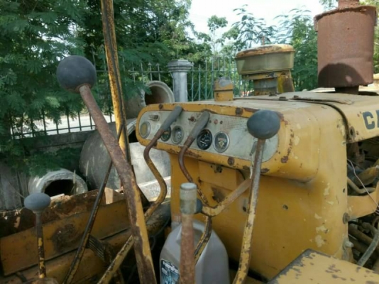 TRACTIR D5 เครื่อง 44 V ฝาบางมี 2 คัน/หนึ่งคันใช้งานปกติ อีกคันฟิตเครื่องแล้วแต่ยังไม่ประกอบ/มีอินวอย1 คัน/ขาย.2 คัน 350,000 ฿.(สุรินทร์)0861113263ช่างต๊ะ