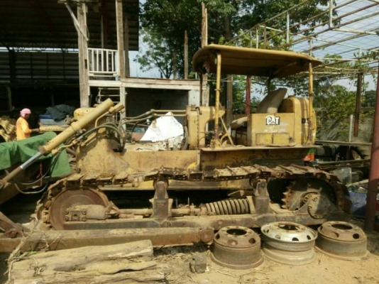 TRACTIR D5 เครื่อง 44 V ฝาบางมี 2 คัน/หนึ่งคันใช้งานปกติ อีกคันฟิตเครื่องแล้วแต่ยังไม่ประกอบ/มีอินวอย1 คัน/ขาย.2 คัน 350,000 ฿.(สุรินทร์)0861113263ช่างต๊ะ