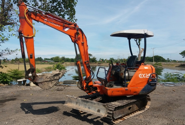 ฮิตาชิEX25 สภาพสวยครบๆมีลายหัวเจาะ