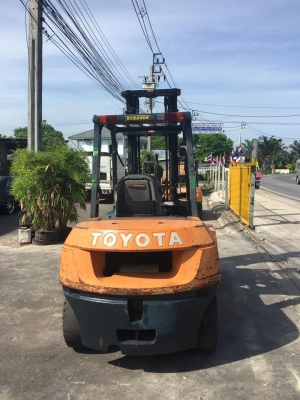 ฟอล์คลิฟต์ 3.5 ตัน TOYOTA 7FD35 รถเก่าญี่ปุ่น ดีเซล  เสา 4 เมตร